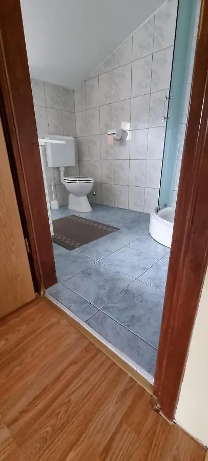 Apartmani Italo 比奥格勒·纳·莫鲁 0*,  克罗地亚