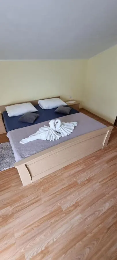 Apartmani Italo 比奥格勒·纳·莫鲁
