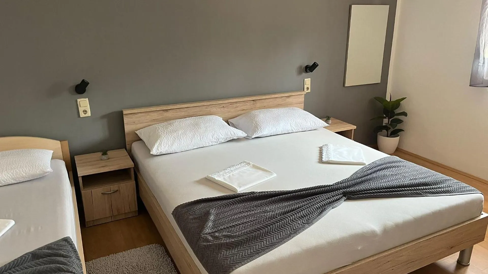Apartmani Italo 比奥格勒·纳·莫鲁